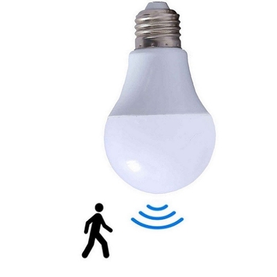 スマートセンサ電球 E27 日夜光センサー LED電球 PIRレーダーモーション検出